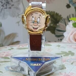Vintage Timex Disney Dopey Watch with Embossed Leather Strap -Original Packaging